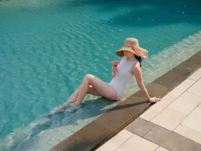 Pullman Jakarta Central Park - Pool