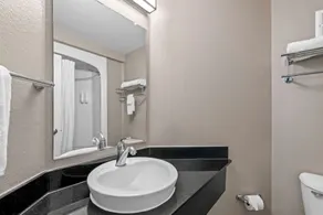Park Inn by Radisson, Grand Island I-80 - Salle de bain