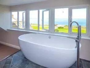 Sea View Apartment - Intérieur