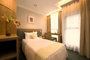 Bishop Lei International House - Chambre
