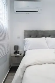 Charming 2 Bedroom House in Iraklio, Greece - Room