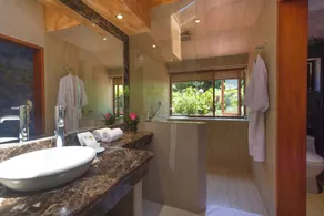 Luna Volcán, Adventure SPA - formerly Luna Runtún - Bathroom