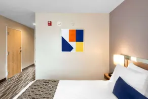 Microtel Inn & Suites by Wyndham Farmington - Chambre