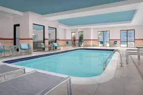 TownePlace Suites Bridgeport Clarksburg - Piscine