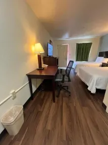Riverside Motel - Rum
