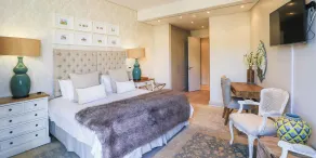 One Bedroom Apartment - fully equipped Waterfront based, Va Marina Residential - Zimmer