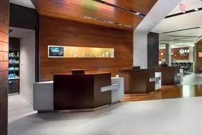 Courtyard by Marriott Philadelphia South at The Navy Yard - Réception