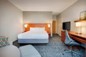 Courtyard by Marriott Savannah Midtown - Chambre
