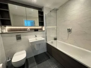 Luxurious 2 bed City View Apartment - Badrum