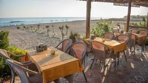 As Queen Beach Hotel - Restaurant