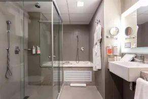 Wyndham Salvador Hangar Aeroporto - Bathroom