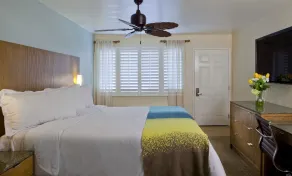 PB Surf Beachside Inn - Chambre