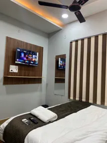 Hotel Comfort Zone Kanpur - Chambre