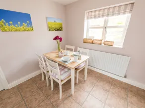 Dove Farm Cottage, LOUTH - Privat køkken