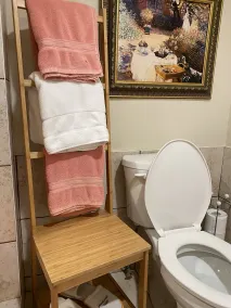 The Stone Hedge Bed and Breakfast - Bathroom