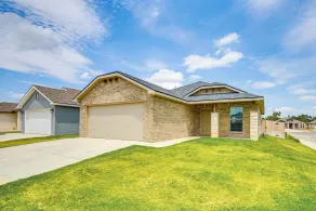'urbana Cabana:' Modern Home 8 Mi to Texas Tech! - Intérieur