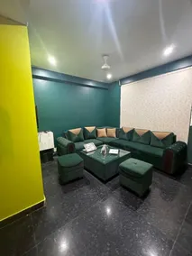 V Rooms - Reception