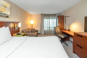 Comfort Inn Airport - Camera