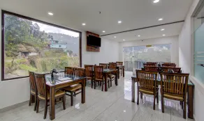 Treebo Down Town, Dalhousie - Restaurant