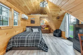 5 Mi to Wine Trails: Finger Lakes Tiny Home - Interior