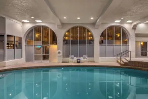 Embassy Suites by Hilton El Paso - Piscine