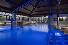 Delta Hotels by Marriott Peterborough - Pool