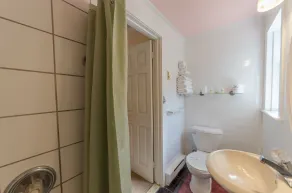 Hyland Motor Inn - Bathroom