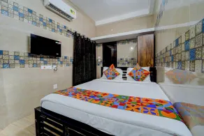 Via KRV Residency - Habitación