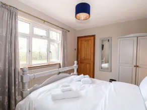 Hall Farm Cottage - Room