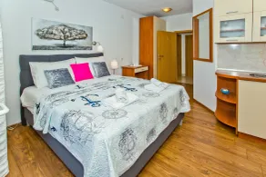 Apartments Bubalo - Room
