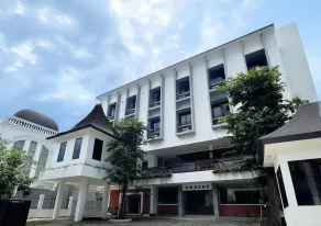 UMASAN COLIVING & RESTO PONDOK INDAH - Image 1
