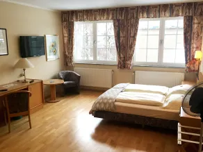 Hotel-Restaurant Zum Onkel Jonathan - Room