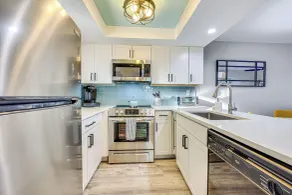 Walk to Beach & Bites! St Augustine Resort Condo - Parte interna