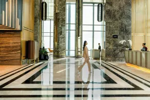 Vinpearl Landmark 81, Autograph Collection - Reception