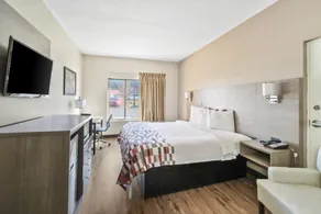 Red Roof Inn & Suites Fayetteville-Fort Bragg - Chambre