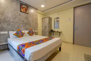FabHotel Gargi Inn - Nr Balewadi Stadium - Room