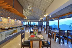 Ginger Lansdowne, Mall Road - Restaurant