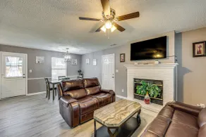 Mabelvale Home w/ Grill: 12 Mi to Little Rock! - Innvendig