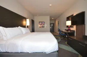 Holiday Inn Express & Suites Oklahoma City Mid - Arpt Area by IHG - Chambre