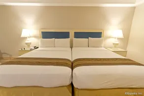 Crown Regency Hotel & Towers - Chambre