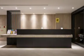 D D Hotel - Reception