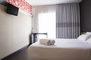 B&B HOTEL Granada - Værelse