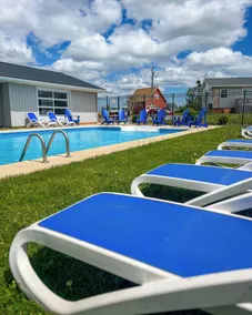 Cavendish Bosom Buddies Cottage Resort - Piscine