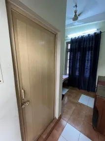 Hotel YSM Grand - Habitación