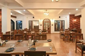 Vaarsa by Bay Hotels - Restaurant