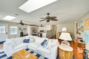 Dock & Kayaks: Lake-view Home, 29 Mi to Notre Dame - Interior