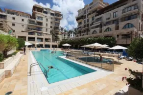 Andromeda Hill apartments & Spa - Piscina