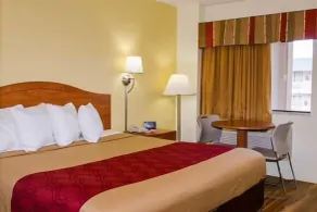 Econo Lodge Albuquerque East - Room