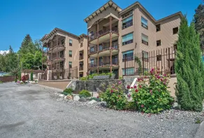 Lake Chelan Condo w/ Resort Pool & Hot Tub! - Interiør