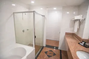 Classic Hotel Muar - Baño